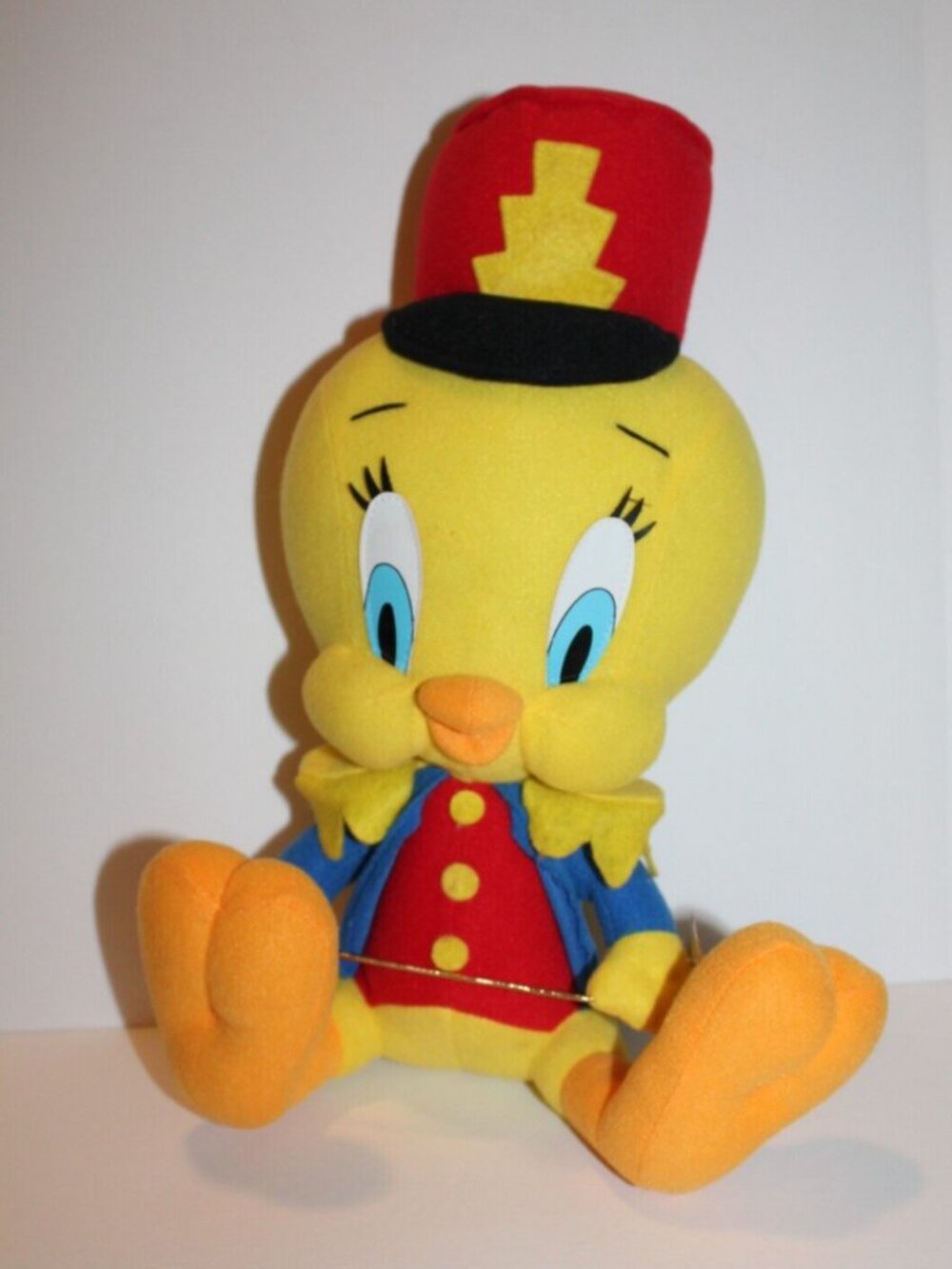 2001 Looney Tunes Tweety Bird Plush Marching Band Leader Russell Stover Candies